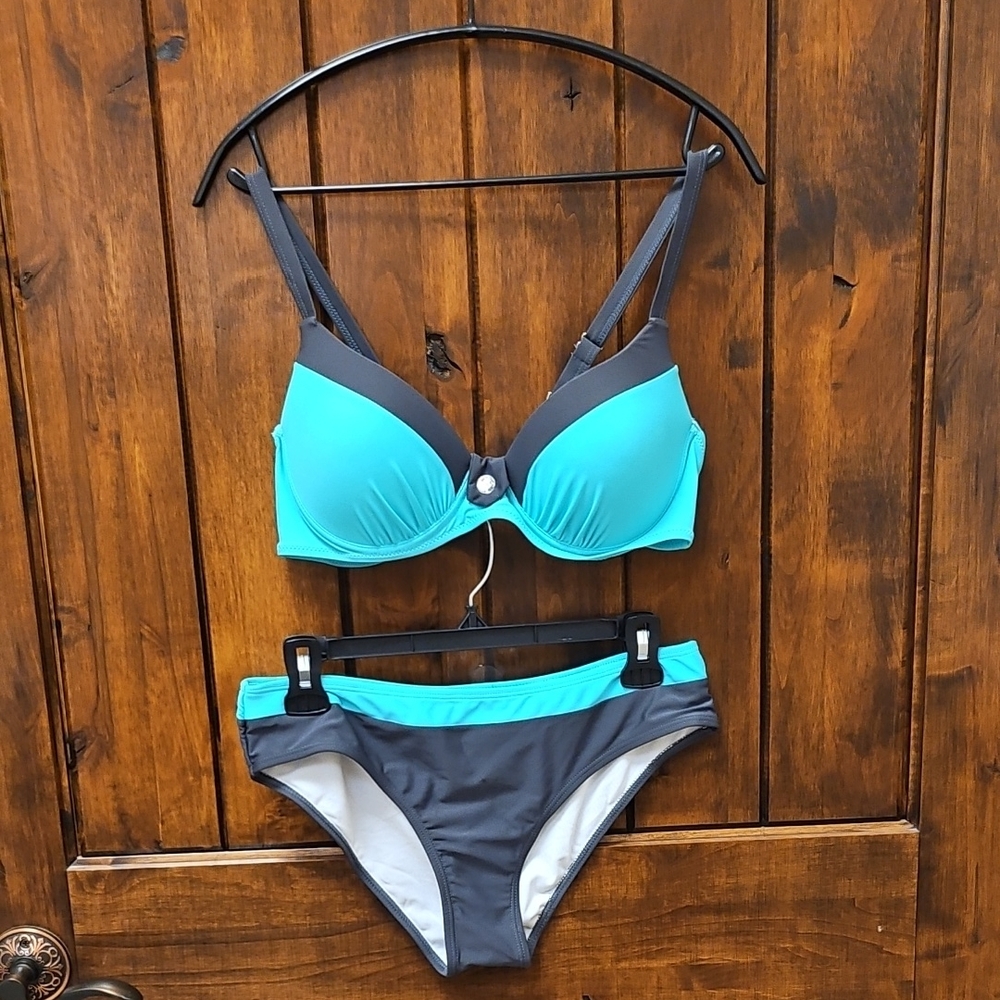 NWOT Women's Blue and Gray Bikini Set